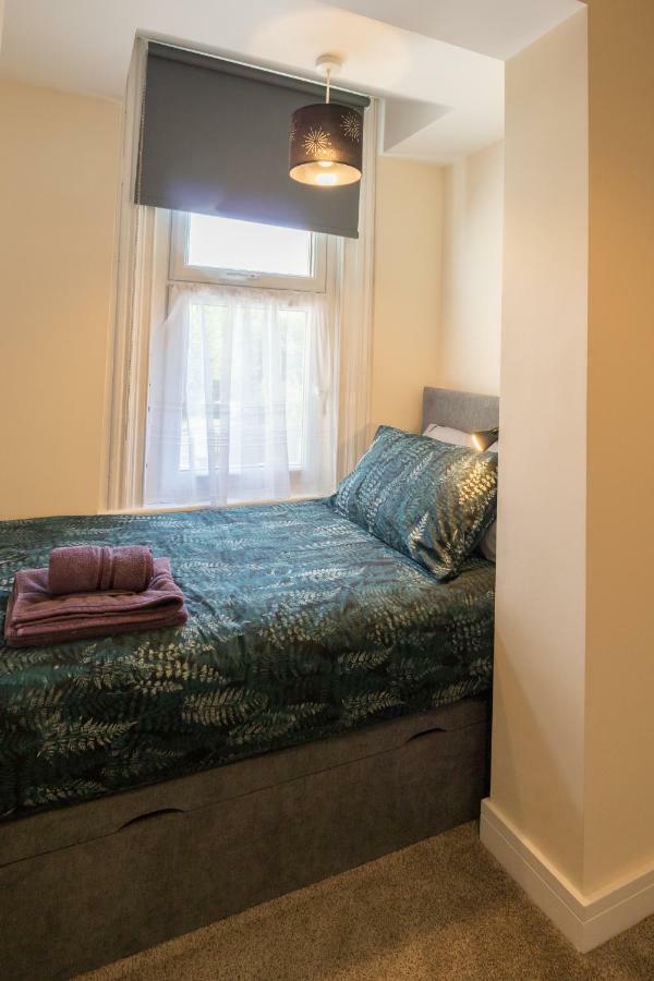 בישופ אוקלנד Kingsway Apartment מראה חיצוני תמונה